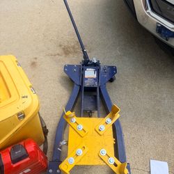 NAPA low profile transmission jack