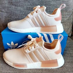 Size 8.5 Women's - Brand New Adidas NMD_R1 Shoes 