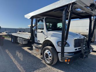 2015 Freightliner M2  Tow truck