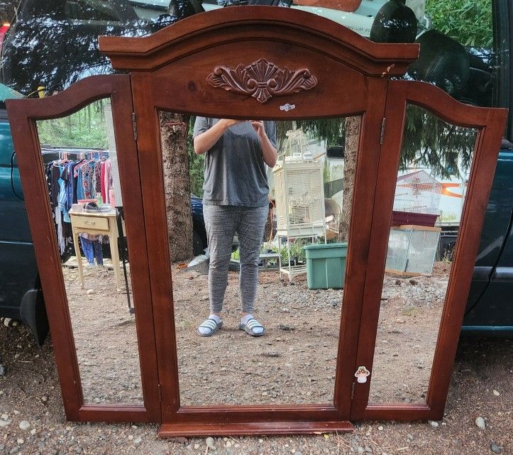 Antique 3 Fold Mirror