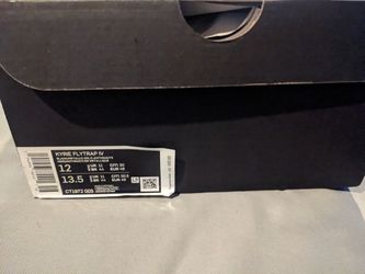 Kyrie Irving Flytrap Size 12 New