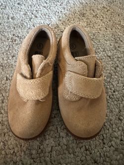 Size 6 Boys Shoes
