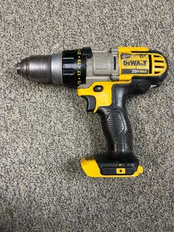 DCD985 20V MAX Cordless Lithium-Ion 1/2" Hammer Drill - Tool Only