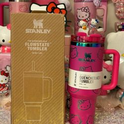 Brand New Hello Kitty Stanley 40oz Dark Pink Kitty Cup