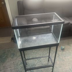 10 Gal Tank With Stand And Accessories 