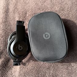 Beats Studio Pro – Great Condition + Carrying Case