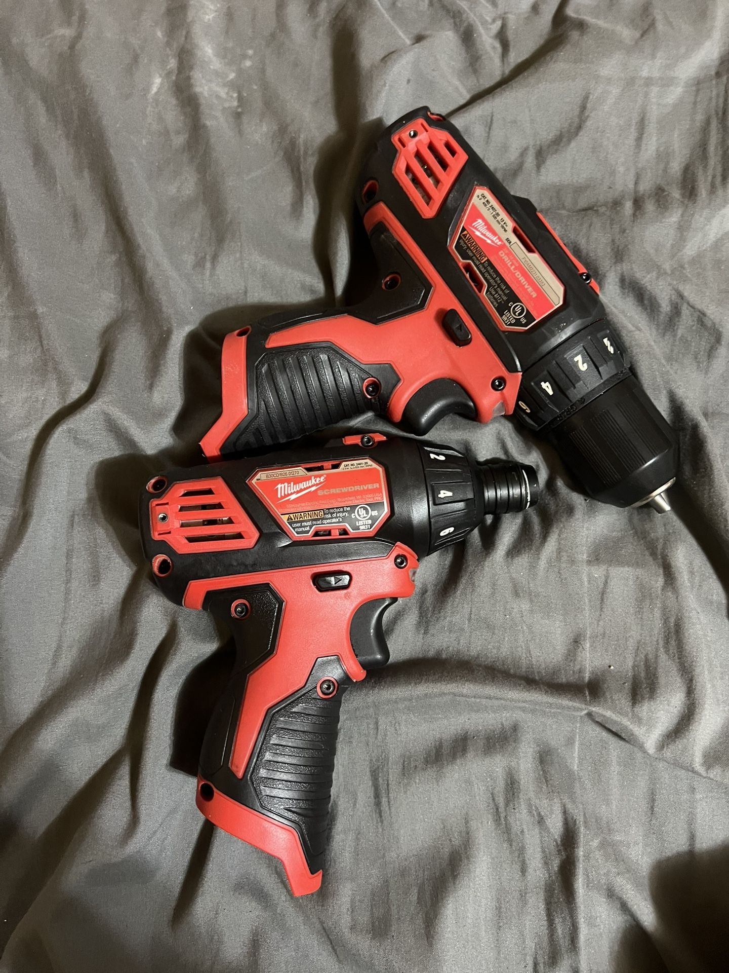 Milwaukee M 12.v