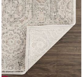 Moving sale! Large area rug 7'10 x 10'2