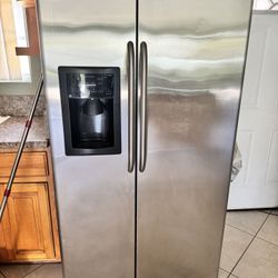 Refrigerador Fridge Two Door GE