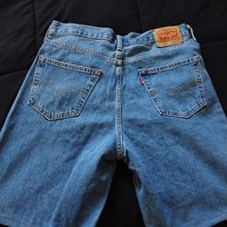 Levis