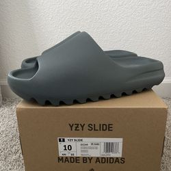 DS Adidas Yeezy Slate Marine Size 10,11
