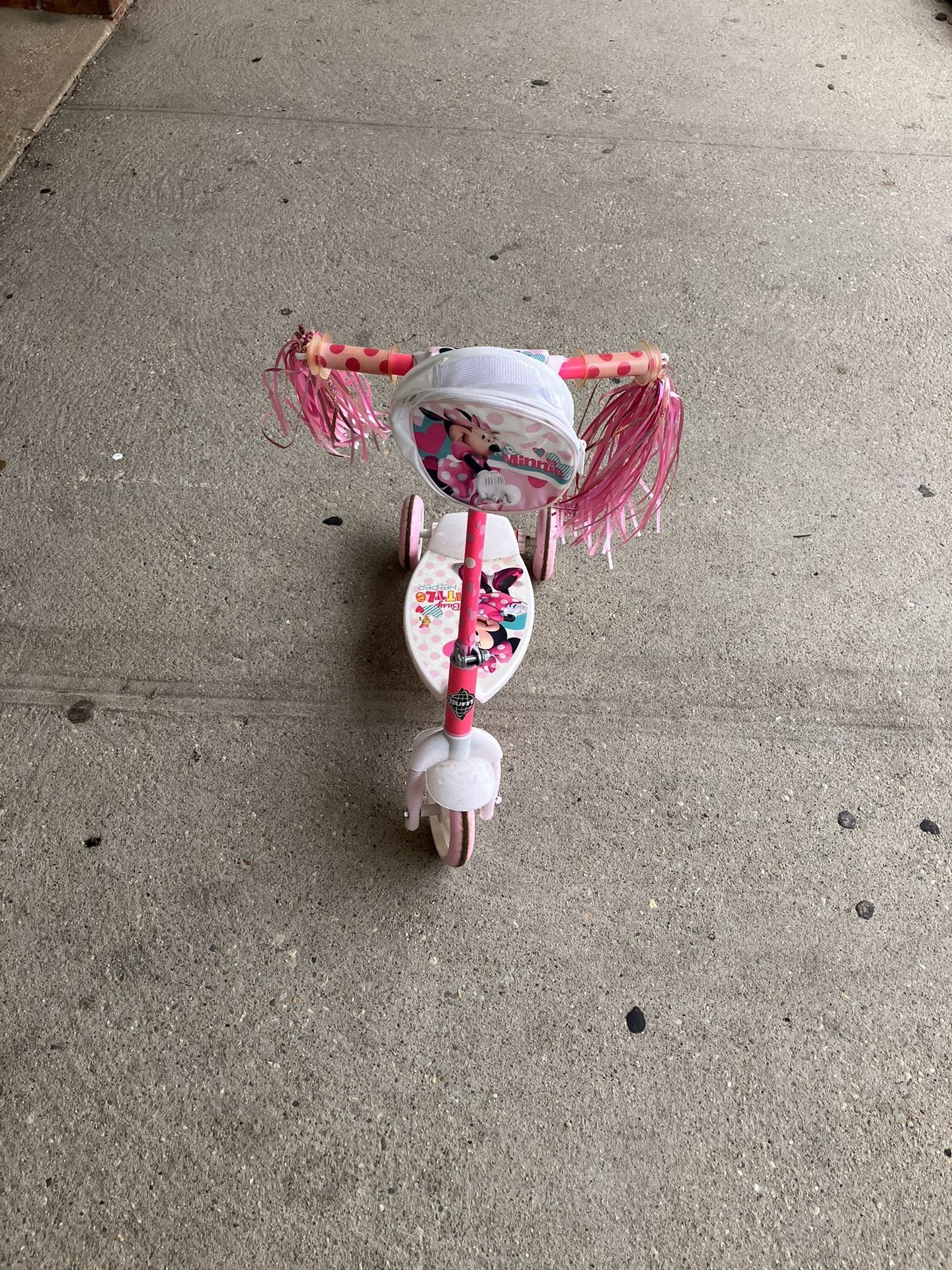 Huffy Disney Minnie Mouse 3-Wheel Scooter