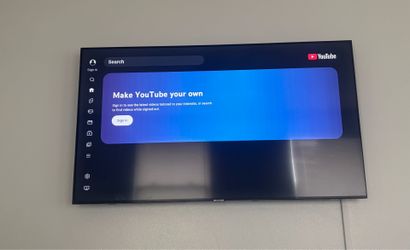 Samsung 55” Crystal 4K Smart TV (Good condition)