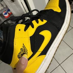 Jordan 1 Mid