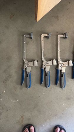 3 Kreg® Automaxx 6'' Bench Clamp