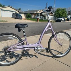Manhattan Smoothie Deluxe Edition Beach Cruiser Bike 