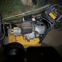 Titan Pressure Washer 