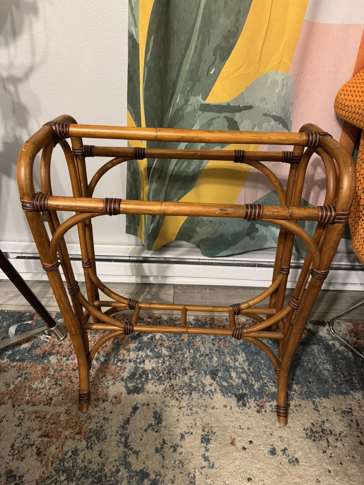 Late 20th Century Bamboo Quilt/Blanket/Towel Rack