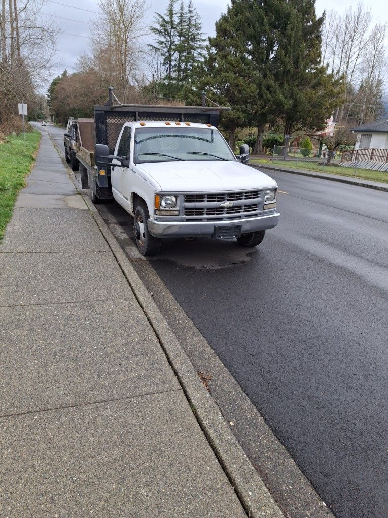 Chevy 3500 Flatbed