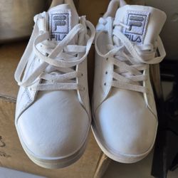 10 Size Brand New Tenis