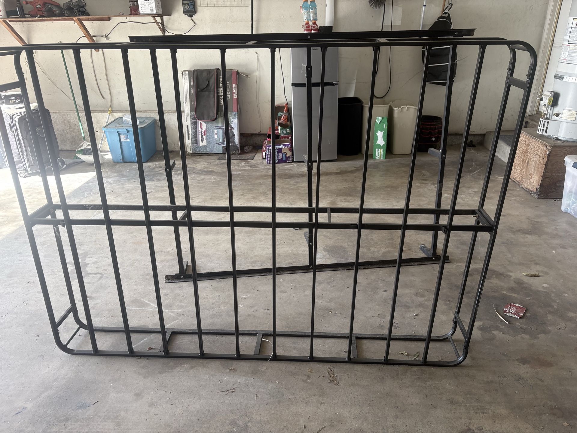 2 queen size bed frames