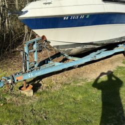 Free 1994 Fourwinns Vista 258 Boat