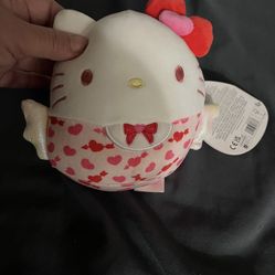 Hello Kitty Valentines Squishmallow