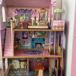 Doll House