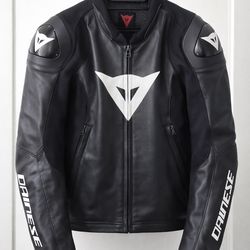 Dainese Motorcycle Riding jacket with Armor! Size 54