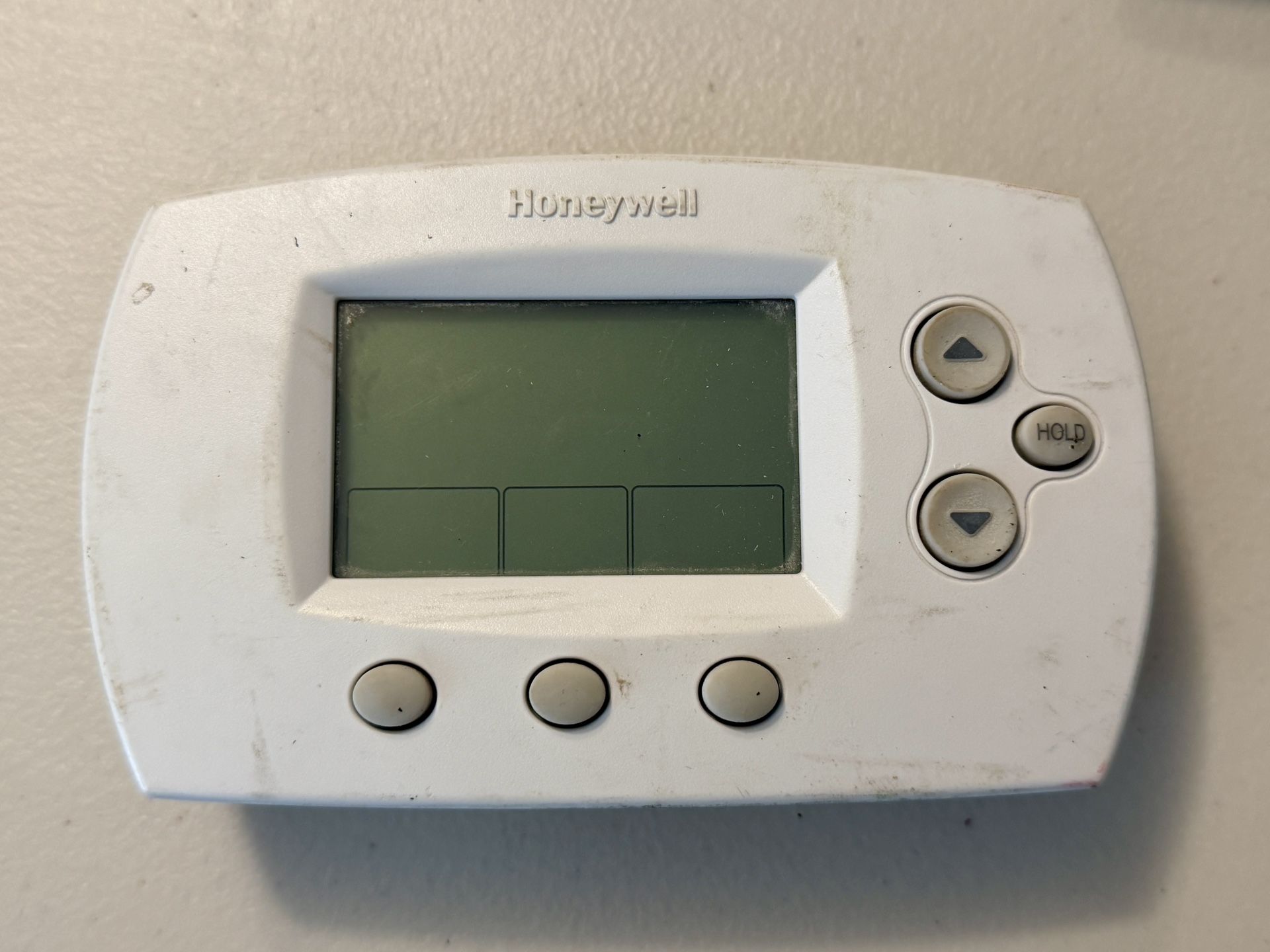 Honeywell Hvac Thermostat With Mounting Ball Plate