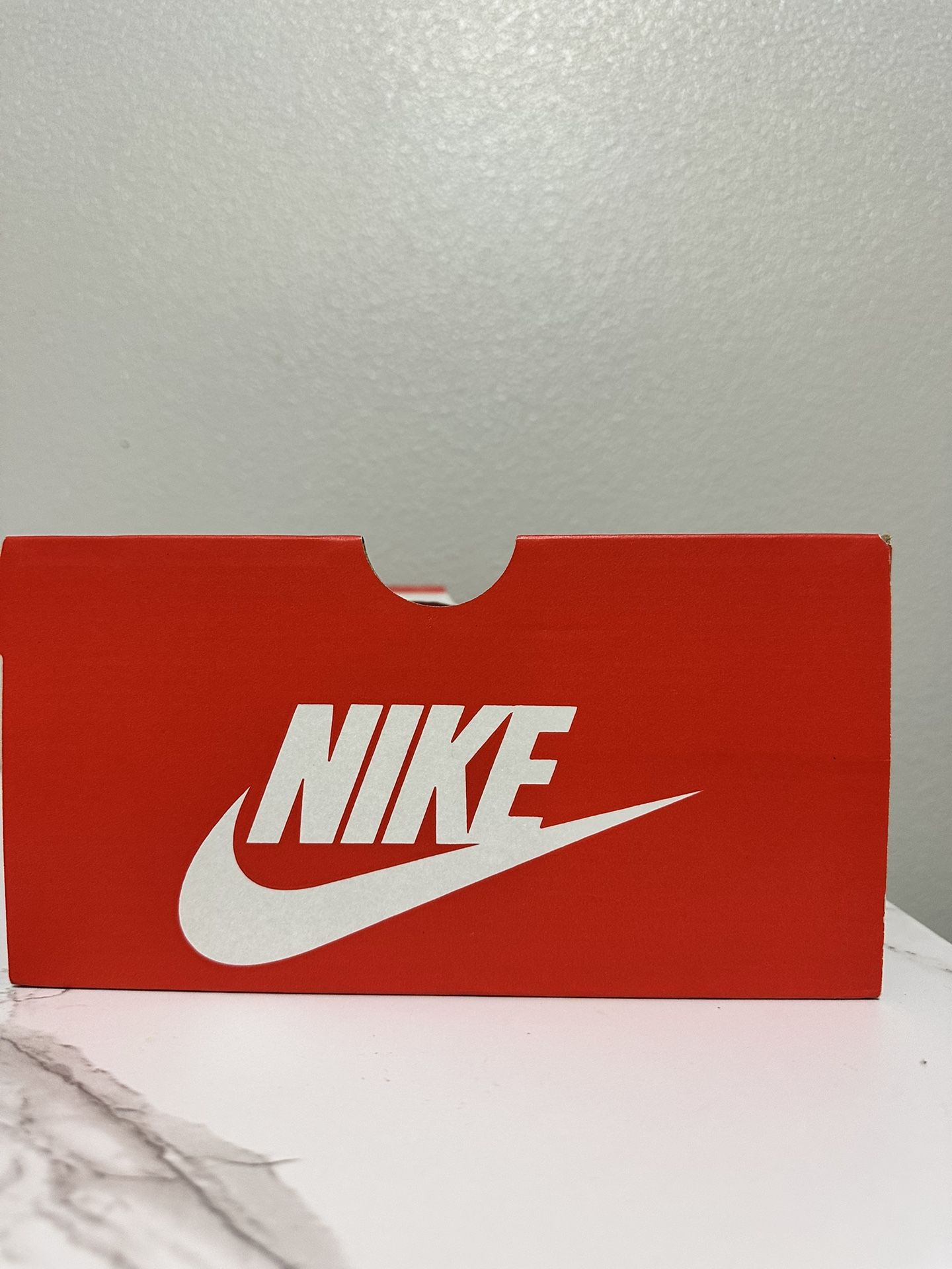 Air Max Command