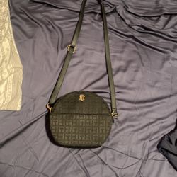 New Tommy Hilfiger Bag