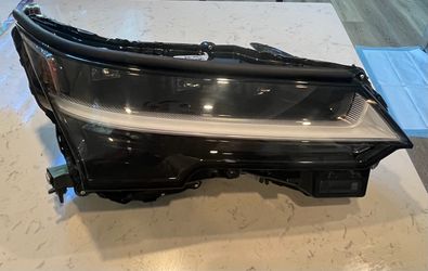 2024-2026 LEXUS GX550 RH PASSENGER SIDE LED TRIPLE BEAM HEADLIGHT OEM