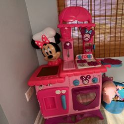 Minnie Mouse Kitchen 