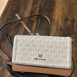 Michael Kors Wallets 