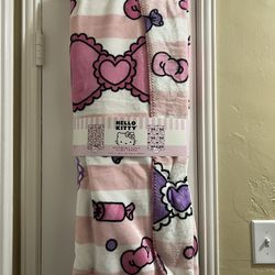 Hello Kitty Reversible Blanket