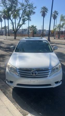 2011 Toyota Avalon