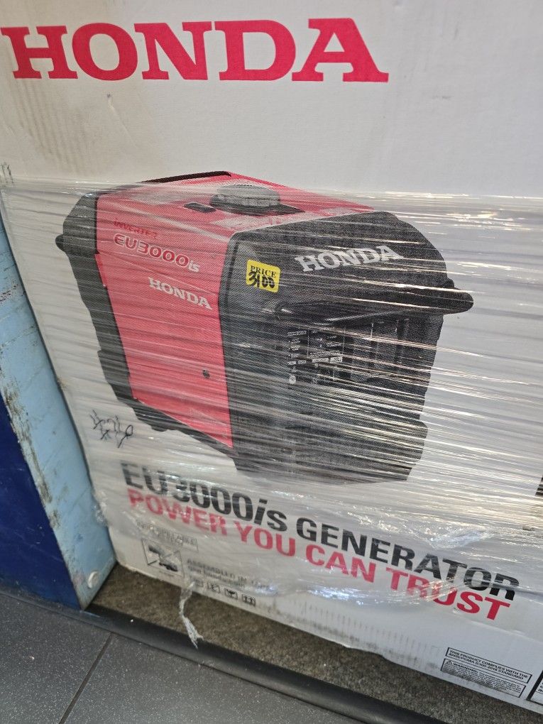 Brand New HONDA Inverter Generator EU3000IS, Pull Or Electric Start, 30A RV Connection, Super Quiet, Financing Available 