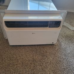 LG Window Unit AC