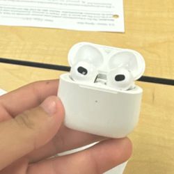 Air Pods 3rd Gen Normal Use Good Condition 
