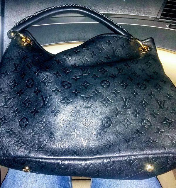 Artsy Louis Vuitton Purse! for Sale in Tacoma, WA - OfferUp
