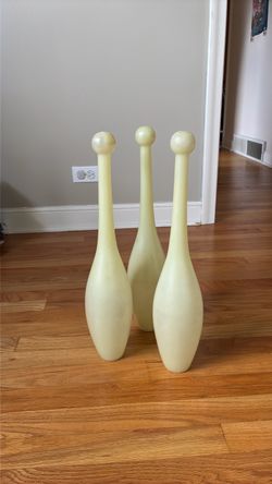 Set of 3 Juggling Clubs