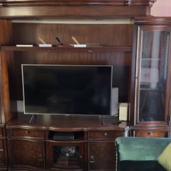 Entertainment Wall Center 