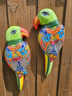 XL Mexican Talavera Green Parrots Wall Decoration. (Clay Pots, Planters, Plants) $45 cada uno