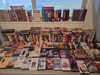 Large Lot of VHS Tapes Classic Movies
