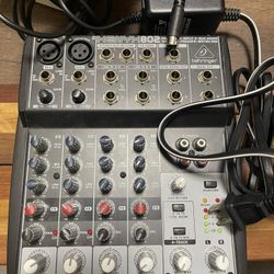 Beringer Xenyx 802 Like New 
