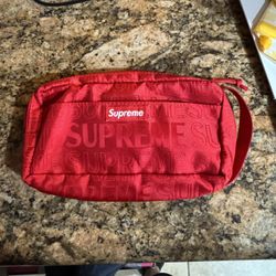 Supreme Organizer Pouch (SS19)