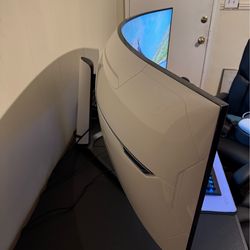 Samsung Oddyssey 57" Monitor