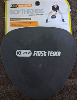 SKLZ First Team Softhands Fielding Trainer – New on Original Display Card Baseball Pancake Glove Training Pad (Mint Condition)