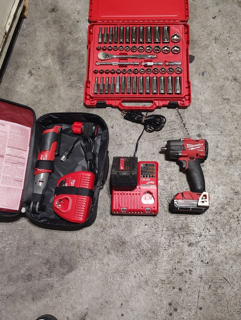 Milwaukee Tools
